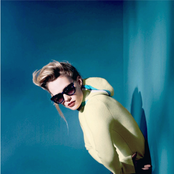 Oh Land - List pictures