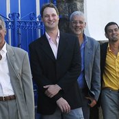 Os Caricas - List pictures