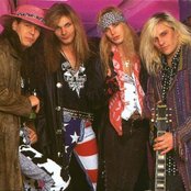 Poison - List pictures