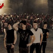 Lovehatehero - List pictures