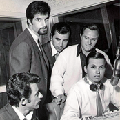 Frankie Valli & The Four Seasons - List pictures