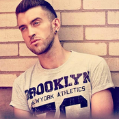 Mike Hough - List pictures