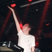 P.o.s. - List pictures