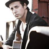 Raine Maida - List pictures