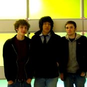 Daphne Loves Derby - List pictures