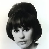 Astrud Gilberto - List pictures