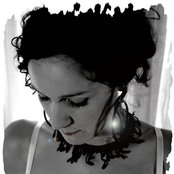 Emma Dean - List pictures