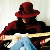 Shannon Mcnally - List pictures