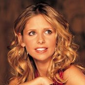 Sarah Michelle Gellar - List pictures