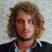 Ernest Ellis - List pictures