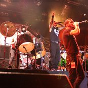 Roadrunner United - List pictures