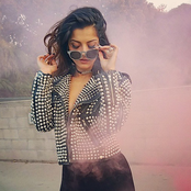 Bebe Rexha - List pictures