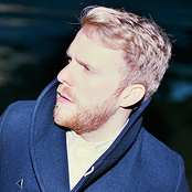 Alex Clare - List pictures