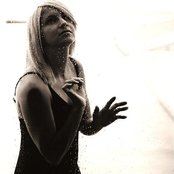 Crystal Lewis - List pictures