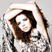 Vanessa Da Mata - List pictures