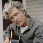 Tim Finn - List pictures