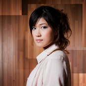 Bonnie Pink - List pictures