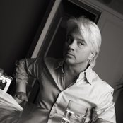 Hvorostovsky - List pictures