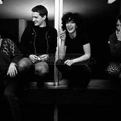 Au Pairs - List pictures