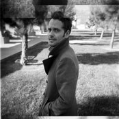 Dustin O'halloran - List pictures