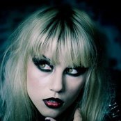 Barb Wire Dolls - List pictures