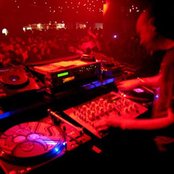 Mr. Scruff - List pictures