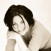 Margaret Becker - List pictures