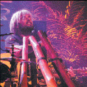 Xavier Rudd - List pictures