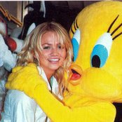 Stephanie Mcintosh - List pictures