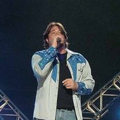 Uncle Kracker - List pictures