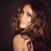 Anahi - List pictures