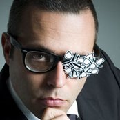 Frankie Hi-nrg Mc - List pictures