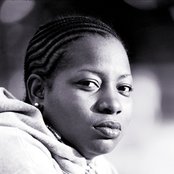 Bahamadia - List pictures