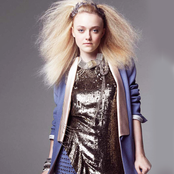 Dakota Fanning - List pictures