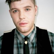 Daniel Merriweather - List pictures