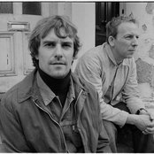 Da Lata - List pictures