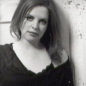 Joy Lynn White - List pictures