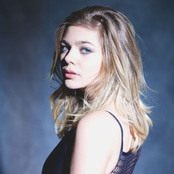 Louane - List pictures
