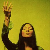 Buffy Sainte-marie - List pictures