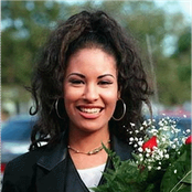 Selena - List pictures