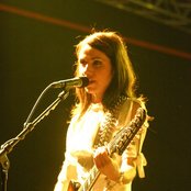 Polly Jean Harvey - List pictures