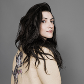 Alex Winston - List pictures