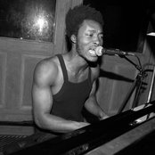 Benjamin Clementine - List pictures