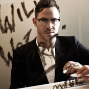 Will Young - List pictures
