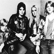 The Runaways - List pictures