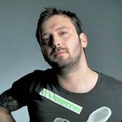 Cesare Cremonini - List pictures