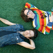 Poolside - List pictures