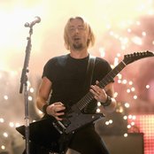 Chad Kroeger - List pictures