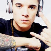 Moreno - List pictures