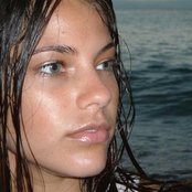 Debi Nova - List pictures